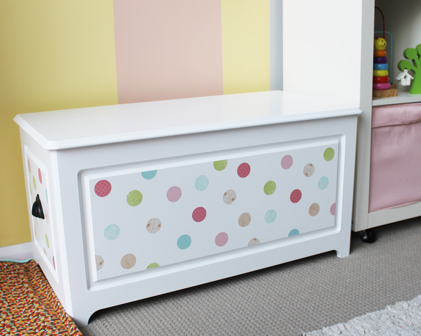 DIY toy box makeover! Turn that toy box frown upside down!